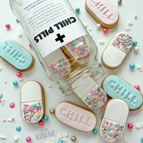 CHILL PILL Embosser & Cutter Set