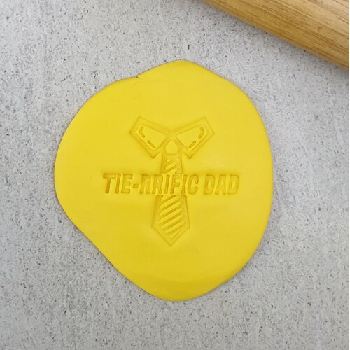 TIE-RRIFIC DAD Embosser - 40mm
